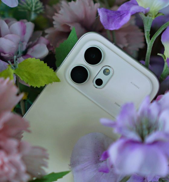 HONOR 600
